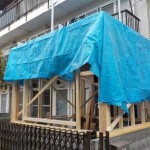 新しい防音室の骨組みをシートで養生中
