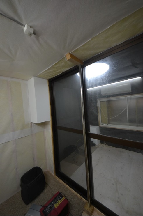 防音室から防音室前室 防音室付き南向きアパート写真