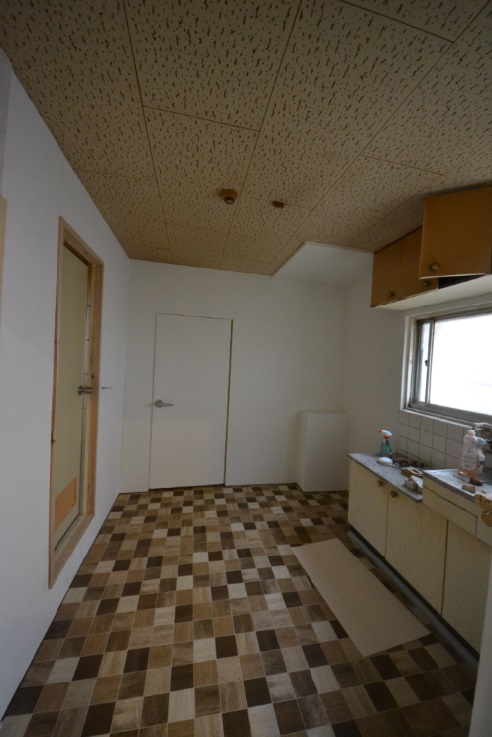 キッチン 防音室付き南向きアパート写真